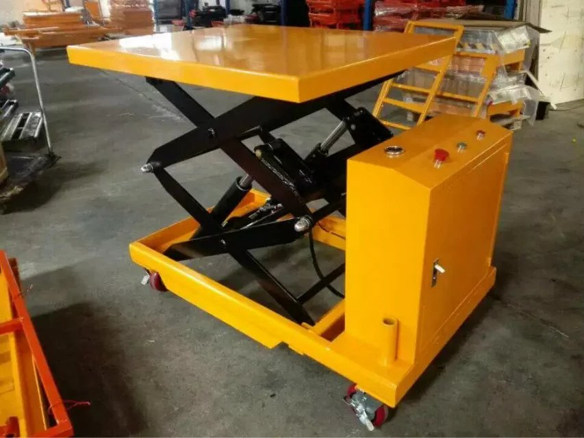 Electric scissor lift trolley