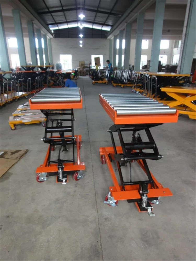 Roller table scissor lift trolley