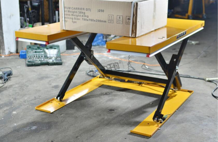 U shaped electric low profile scissor lift 